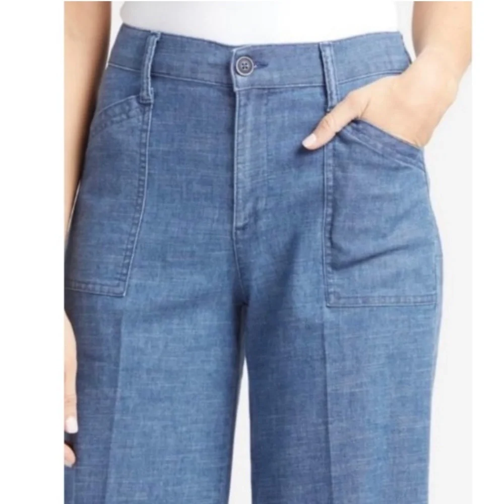 EVEREVE Beth Wide Leg Pants in Sundance Sky Wash